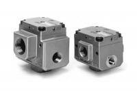 Распределитель с пневматическим управлением SMC VPA3165-10